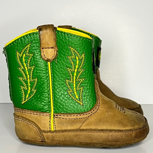 John Deere Johnny Poppers Baby Infant Boots Size 4M JD0186 - Picture 2 of 7